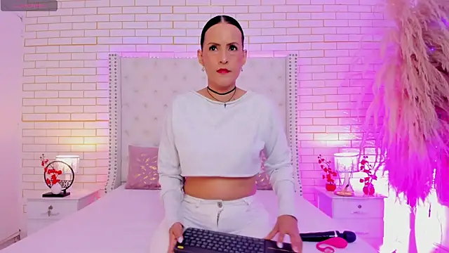 Snapshot of Coco_Balenciaga_ chatting on March 11, 2026, 11:49 am Coco Balenciaga online show from March 11, 2026, 11:49 am