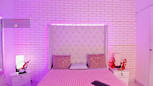 Snapshot of Coco_Balenciaga_ chatting on March 19, 2026, 11:36 am Coco Balenciaga online show from March 19, 2026, 11:36 am