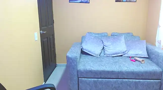 Kerly Lopez online show from March 5, 2025, 9:48 pm