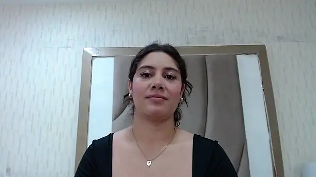 ThyaraJhons online show from March 12, 2025, 11:20 am