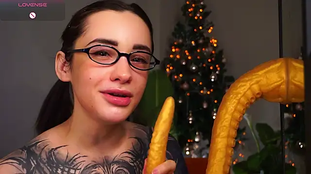 EvaCanton online show from January 19, 2026, 2:26 am