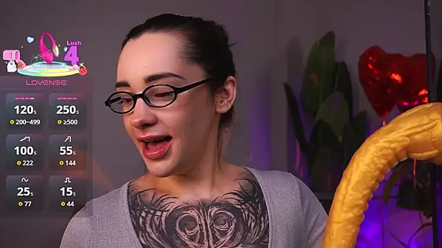 EvaCanton online show from February 26, 2026, 2:10 am