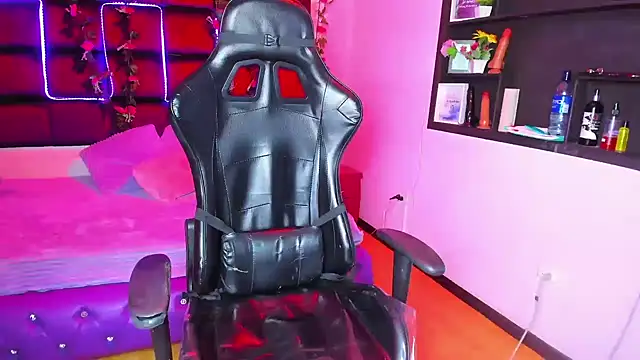 Amy hoy69 online show from October 19, 2025, 12:50 pm