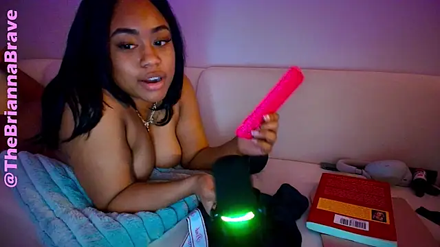 BriannaBrave online show from February 10, 2026, 3:43 am