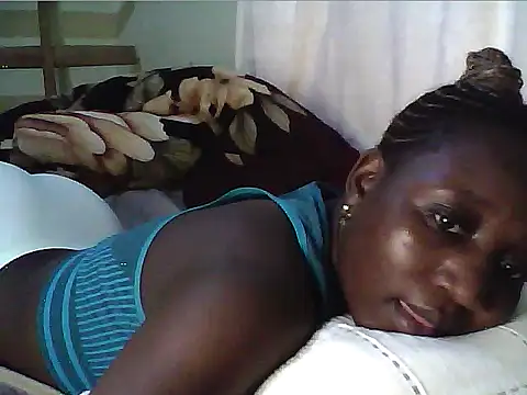 Snapshot of Adaline-Paris chatting on April 21, 2026, 2:56 pm Adaline-Paris online show from April 21, 2026, 2:56 pm