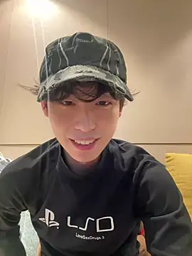 1a1a1alll online show from February 10, 2025, 2:16 pm