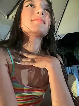 loly-yandere online show from January 19, 2025, 2:25 am