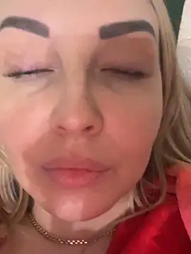 Snapshot of Aleksandrakis chatting on February 15, 2025, 5:50 pm Aleksandrakis online show from February 15, 2025, 5:50 pm