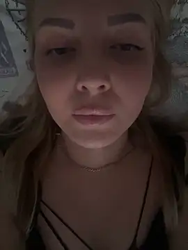 Snapshot of Aleksandrakis chatting on March 21, 2025, 3:57 pm Aleksandrakis online show from March 21, 2025, 3:57 pm