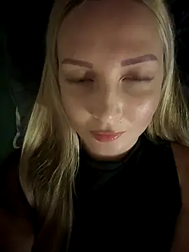 Snapshot of Aleksandrakis chatting on October 9, 2025, 10:46 am Aleksandrakis online show from October 9, 2025, 10:46 am