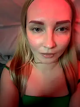 Snapshot of Aleksandrakis chatting on October 31, 2025, 7:26 pm Aleksandrakis online show from October 31, 2025, 7:26 pm