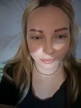 Snapshot of Aleksandrakis chatting on November 27, 2025, 9:50 pm Aleksandrakis online show from November 27, 2025, 9:50 pm