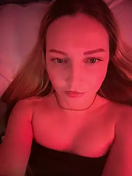 Snapshot of Aleksandrakis chatting on February 19, 2026, 5:09 pm Aleksandrakis online show from February 19, 2026, 5:09 pm