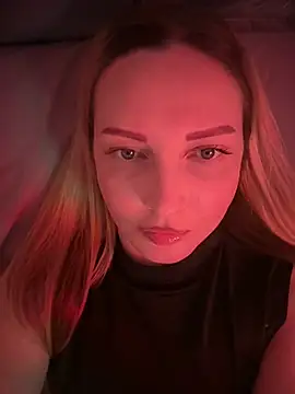 Snapshot of Aleksandrakis chatting on February 20, 2026, 9:04 pm Aleksandrakis online show from February 20, 2026, 9:04 pm