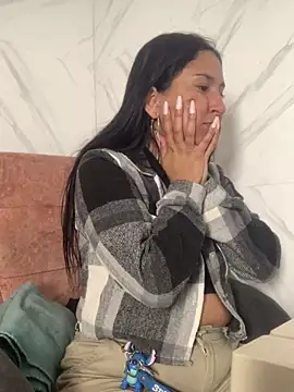 luna asss online show from March 21, 2025, 11:01 pm