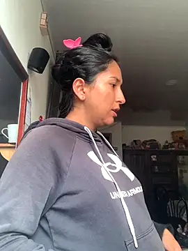 luna asss online show from September 15, 2025, 3:01 pm