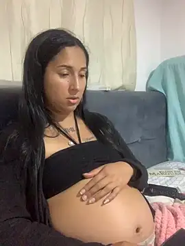 luna asss online show from October 10, 2025, 9:14 pm