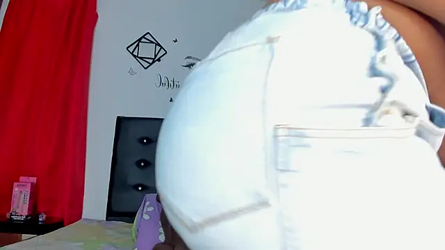 AmbarthSmiith2 online show from March 1, 2025, 1:51 pm