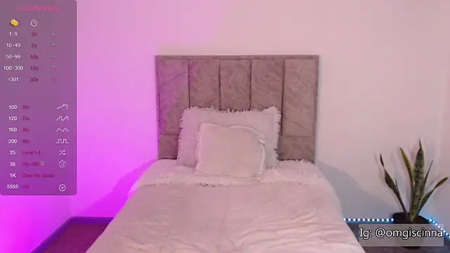 Snapshot of _CINAMON_13_ chatting on January 24, 2025, 9:28 am CINAMON 13 online show from January 24, 2025, 9:28 am