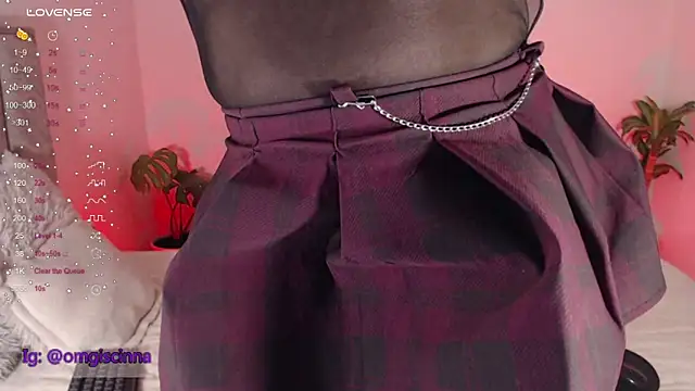 Snapshot of _CINAMON_13_ chatting on March 13, 2025, 9:43 am CINAMON 13 online show from March 13, 2025, 9:43 am