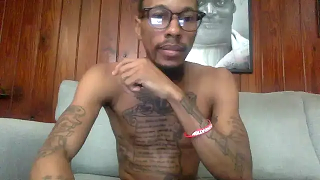 Snapshot of KingDerRico chatting on September 21, 2025, 3:57 pm KingDerRico online show from September 21, 2025, 3:57 pm