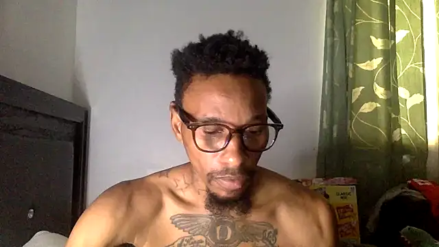 Snapshot of KingDerRico chatting on September 27, 2025, 7:19 pm KingDerRico online show from September 27, 2025, 7:19 pm