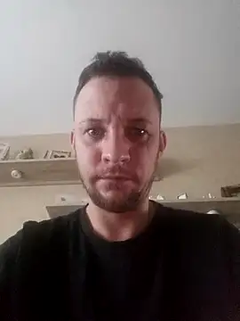 Snapshot of Chriso0007 chatting on July 9, 2026, 7:45 am Chriso0007 online show from July 9, 2026, 7:45 am