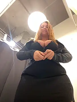 Snapshot of Sweet___Emily chatting on December 23, 2024, 5:54 pm Sweet   Emily online show from December 23, 2024, 5:54 pm