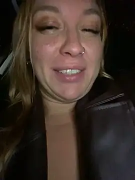 Snapshot of Sweet___Emily chatting on December 25, 2024, 9:33 pm Sweet   Emily online show from December 25, 2024, 9:33 pm