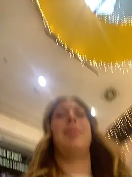 Snapshot of Sweet___Emily chatting on January 19, 2026, 1:04 pm Sweet Emily online show from January 19, 2026, 1:04 pm