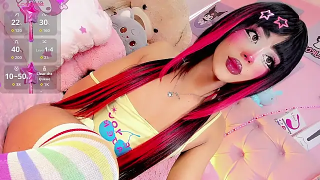 Cute Roxxy online show from April 17, 2026, 3:04 pm