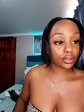 Snapshot of Queen-Chocolate chatting on January 17, 2026, 6:40 am Queen-Chocolate online show from January 17, 2026, 6:40 am