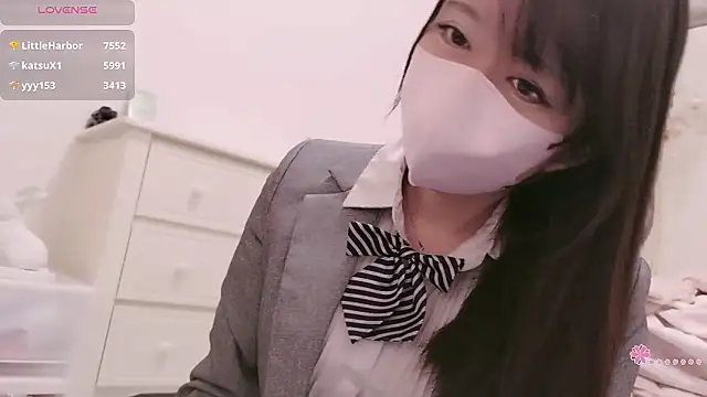 maii- online show from February 21, 2026, 9:05 pm