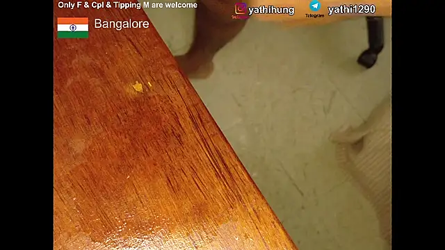 Snapshot of KingCobraClassy chatting on November 23, 2025, 5:40 am KingCobraClassy online show from November 23, 2025, 5:40 am