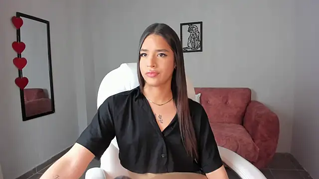 Snapshot of Alice23jones chatting on March 8, 2025, 3:45 pm Alice23jones online show from March 8, 2025, 3:45 pm