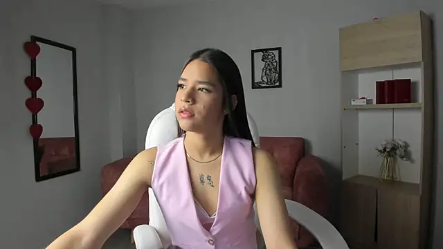 Snapshot of Alice23jones chatting on March 15, 2025, 2:12 pm Alice23jones online show from March 15, 2025, 2:12 pm