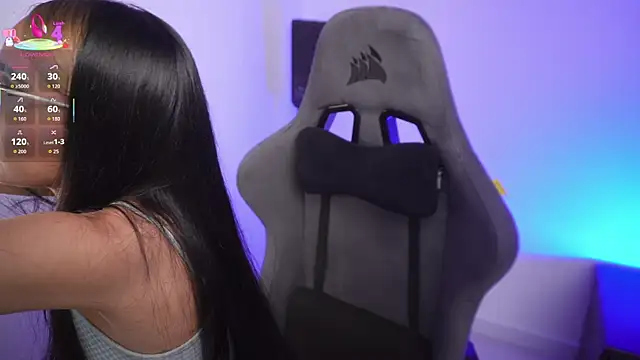 little-eli online show from November 25, 2025, 7:14 pm