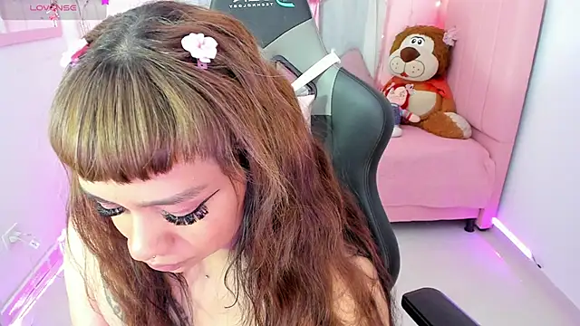 zoesullivan online show from September 10, 2025, 2:50 pm