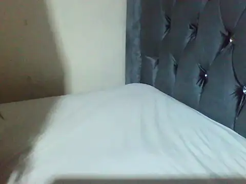 Snapshot of naughtycate_ chatting on May 12, 2026, 8:55 am naughtycate online show from May 12, 2026, 8:55 am