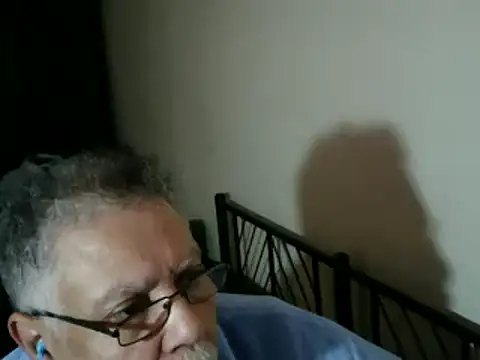 100Tauros online show from December 17, 2025, 1:50 pm