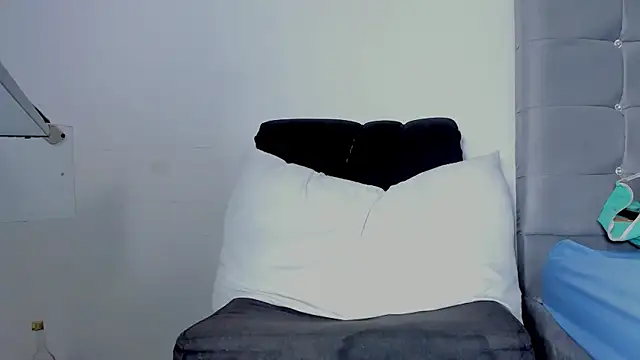 Ladysexy hot19 online show from December 31, 2024, 12:43 am