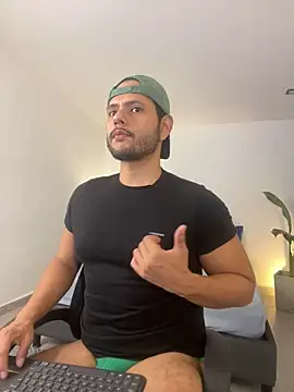 Nate Ocean online show from December 22, 2025, 11:24 pm