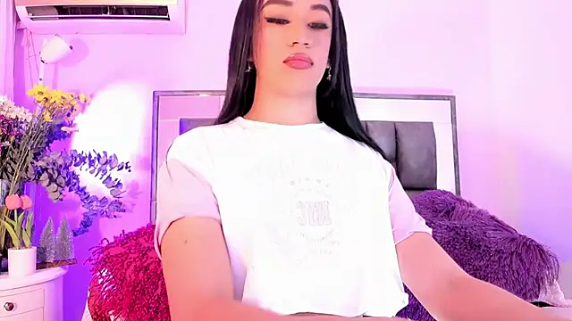 Snapshot of ShantalGirs chatting on February 12, 2025, 3:40 am ShantalGirs online show from February 12, 2025, 3:40 am