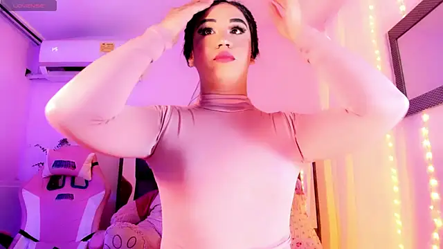 Snapshot of ShantalGirs chatting on September 28, 2025, 12:10 pm ShantalGirs online show from September 28, 2025, 12:10 pm