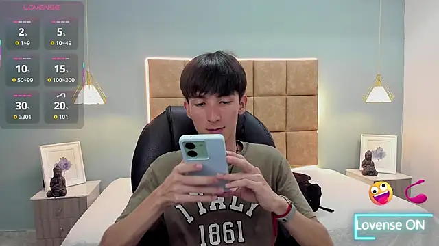 Jake evans online show from November 25, 2025, 7:47 pm