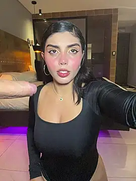 Snapshot of zui_lu chatting on February 3, 2026, 1:37 am zui lu online show from February 3, 2026, 1:37 am