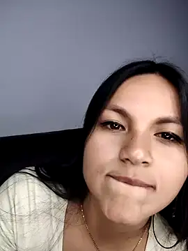 Snapshot of Zafiroweb09 chatting on October 29, 2025, 2:47 am Zafiroweb09 online show from October 29, 2025, 2:47 am