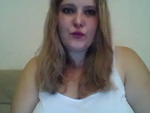 Snapshot of ParisMimi chatting on September 18, 2025, 12:07 pm ParisMimi online show from September 18, 2025, 12:07 pm