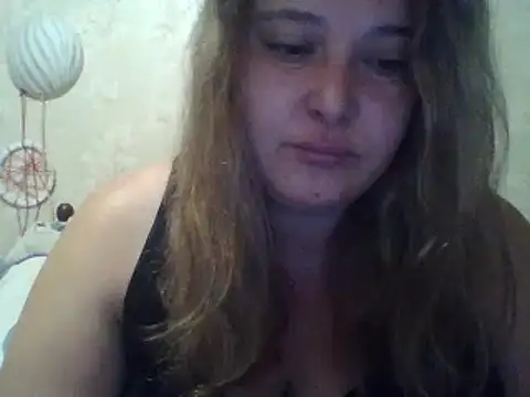 Snapshot of ParisMimi chatting on October 10, 2025, 6:12 am ParisMimi online show from October 10, 2025, 6:12 am