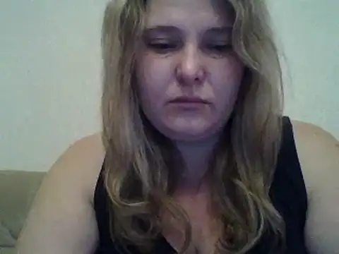 Snapshot of ParisMimi chatting on December 18, 2025, 7:58 am ParisMimi online show from December 18, 2025, 7:58 am